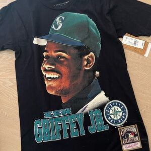 Mitchell & Ness Nostalgia Co. Black T-Shirt Ken Griffey Jr PacSun